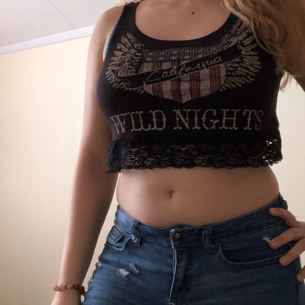 Crop top